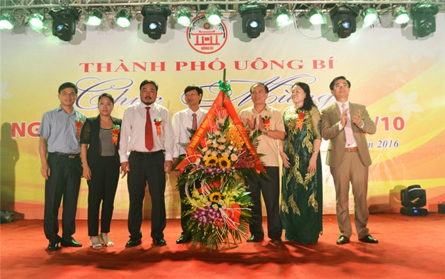 32Win12 com tại tài khoản mở tiệc Gala dinner mừng Ngày Doanh nhân Việt Nam