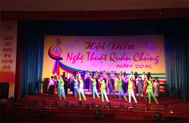 Ghi nhận từ Hội diễn nghệ thuật quần chúng TP 32Win12 com tại tài khoản năm 2016