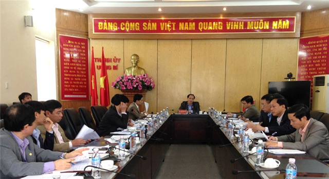 Giao ban Thường vụ Thành ủy
