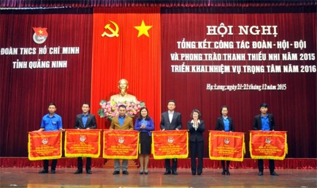 Tổng kết công tác đoàn và phong trào thanh thiếu niên năm 2015, triển khai phương hướng nhiệm vụ năm 2016