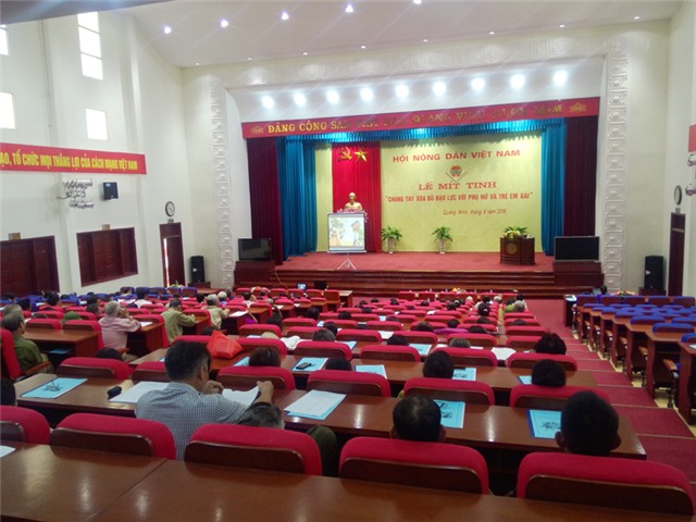 Hội Nông dân Việt Nam: Lễ mít tinh "Chung tay xóa bỏ bạo lực với phụ nữ và trẻ em gái"