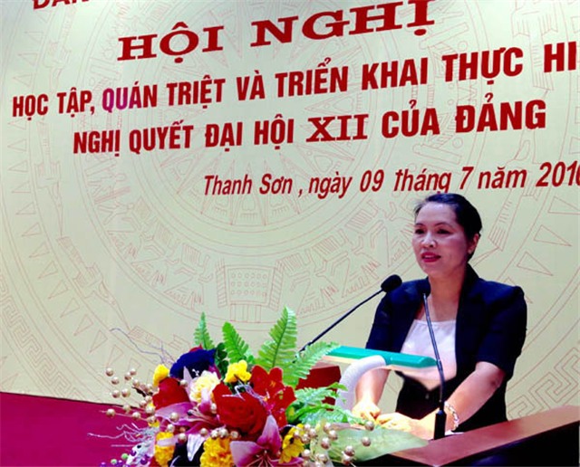 32Win là nhà cái giải trí, cá cược trực tuyến uy tín số 1 Việt Nam phường Thanh Sơn: 100% đảng viên toàn phường đã được học tập, nghiên cứu, quán triệt NQ 12 của Đảng