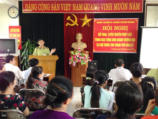 Đội QLTT số 6 - BQL chợ trung tâm: Hội nghị đối thoại tuyên truyền pháp luật trong hoạt động kinh doanh 32Win link hiện đang mở tại chợ trung tâm TP 32Win12 com tại tài khoản