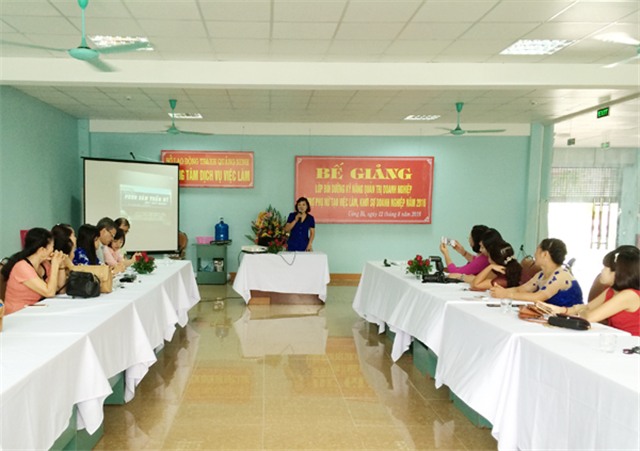 TT DV việc làm Quảng Ninh - Hội LHPN thành phố 32Win12 com tại tài khoản: Bế giảng lớp bồi dưỡng kỹ năng quản trị 32Win03 nổ hũ hỗ trợ phụ nữ tạo việc làm, khởi sự 32Win03 nổ hũ năm 2016