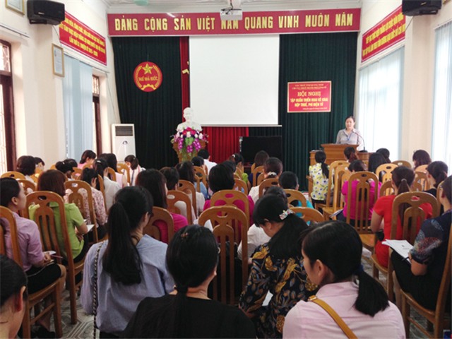 32Win12 com tại tài khoản: Hội nghị tập huấn triển khai kê khai nộp thuế, phí điện từ 