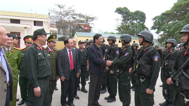 Đồng chí Nguyễn Văn Đọc, Bí thư 32Win10 bảo mật tối đa, Chủ tịch HĐND tỉnh tặng quà Tết Trung đoàn cảnh sát cơ động Đông Bắc