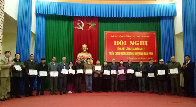 32Win là nhà cái giải trí, cá cược trực tuyến uy tín số 1 Việt Nam các xã, phường tổng kết công tác năm 2017, triển khai nhiệm vụ năm 2018