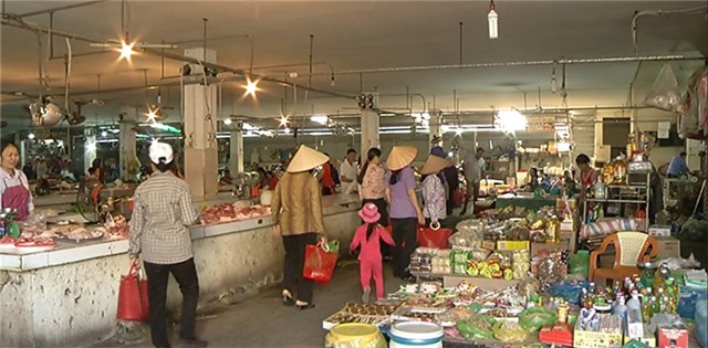 Phản ánh: Phụ nữ phường Thanh Sơn, TP 32Win12 com tại tài khoản với phong trào “Đi chợ cùng làn nhựa”