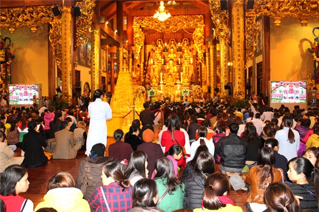 Chùa Ba Vàng trật tự, qui củ trong ngày khai hội