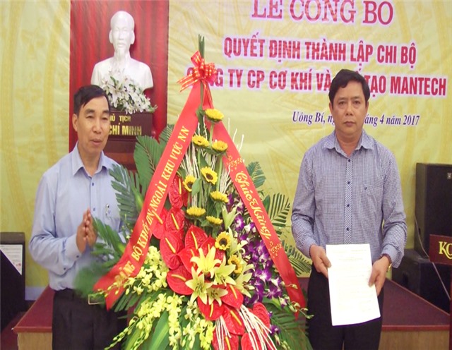 Công bố quyết định thành lập Chi bộ Công ty Mantech