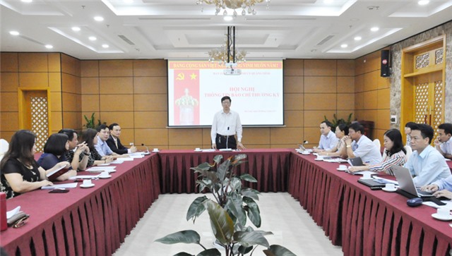 Hội nghị thông tin báo chí thường kỳ