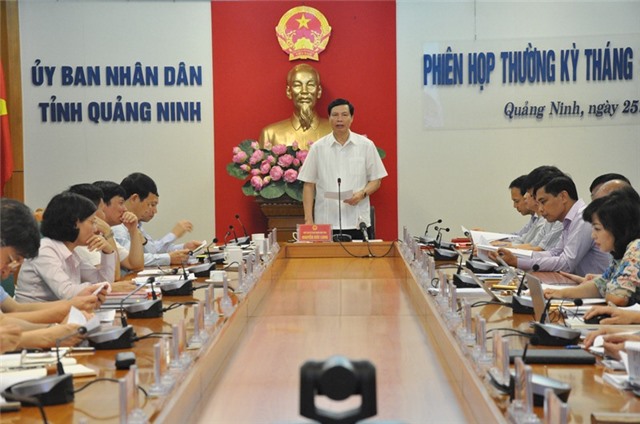 TP 32Win12 com tại tài khoản tham gia hội nghị trực tuyến UBND tỉnh giao ban thường kỳ tháng 5