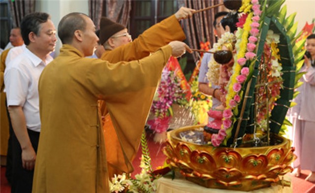 Khai mạc Tuần lễ Phật đản 2017 - Phật lịch 2561