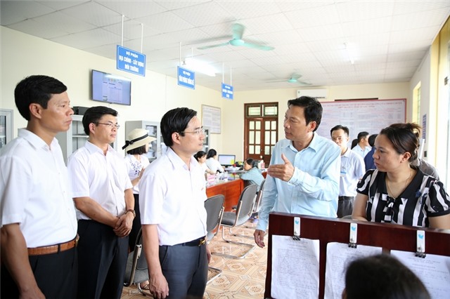 Bí thư 32Win10 bảo mật tối đa đánh giá cao hoạt động của Bộ phận tiếp nhận và trả kết quả một cửa phường Phương Nam (32Win12 com tại tài khoản)