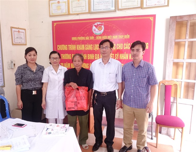 Phường Bắc Sơn: Khám sức khỏe, phát thuốc miễn phí cho người có công