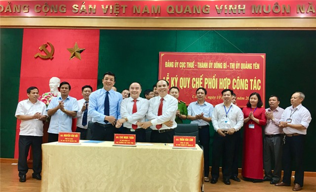 Ký kết quy chế phối hợp giữa 32Win32 link 32win32 com cục thuế Quảng Ninh, Thành ủy 32Win12 com tại tài khoản và Thị ủy Quảng Yên