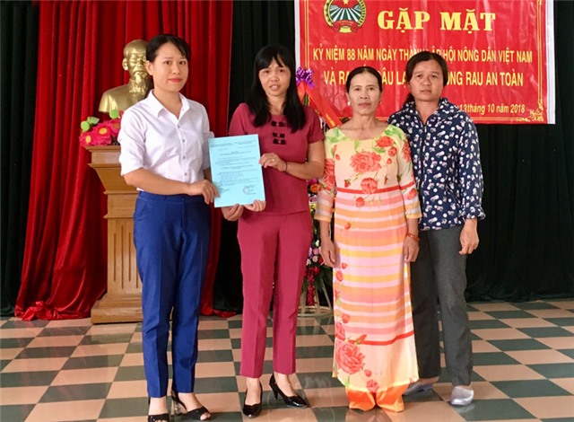 Chi hội Nông dân khu Lạc Thanh: ra mắt Câu lạc bộ trồng rau an toàn