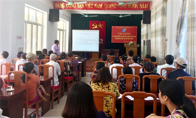 Tập huấn kỹ năng cho các thành viên câu lạc bộ Thân thiện