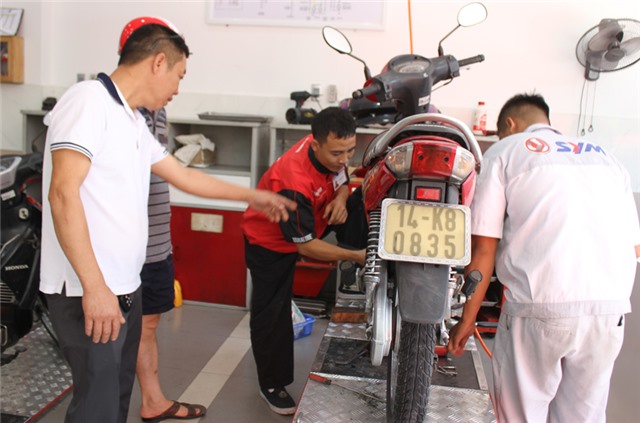 Người thợ sửa xe máy trở thành giám đốc năng động