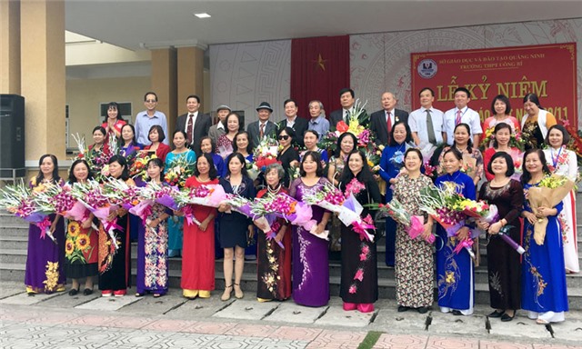 Trường THPT 32Win12 com tại tài khoản: Kỉ niệm 36 năm ngày Nhà giáo Việt Nam 20-11
