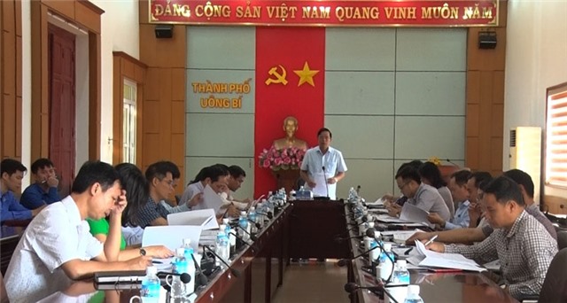 TP 32Win12 com tại tài khoản rà soát lại kế hoạch thu giá dịch vụ thu gom, vận chuyển và xử lý rác thải năm 2019