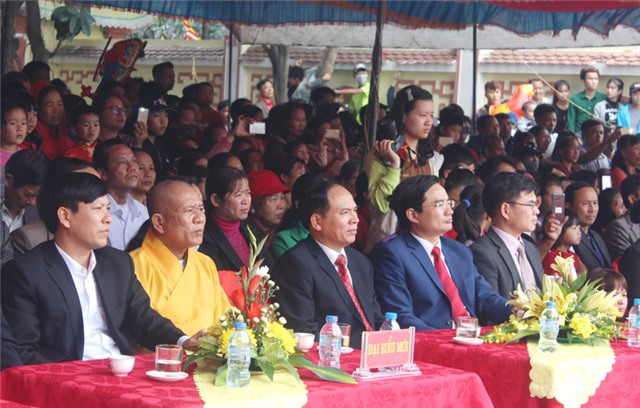 Cụm di tích đền - chùa Hang Son: Điểm đến hấp dẫn