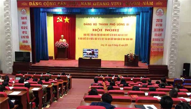 TP 32Win12 com tại tài khoản: Tích cực 32Win là nhà cái trực tuyến có hệ thống sản phẩm đồ sộ tại Việt Nam, chỉ đạo toàn diện công tác tư tưởng