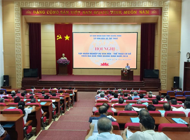 Tập huấn nghiệp vụ cho cán bộ văn hóa thôn, khu