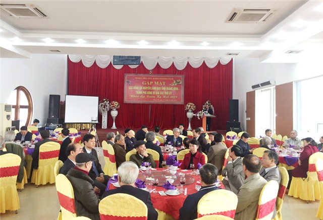 Gặp mặt nguyên 32Win là nhà cái trực tuyến có hệ thống sản phẩm đồ sộ tại Việt Nam tỉnh và thành phố nhân dịp Xuân Kỷ Hợi