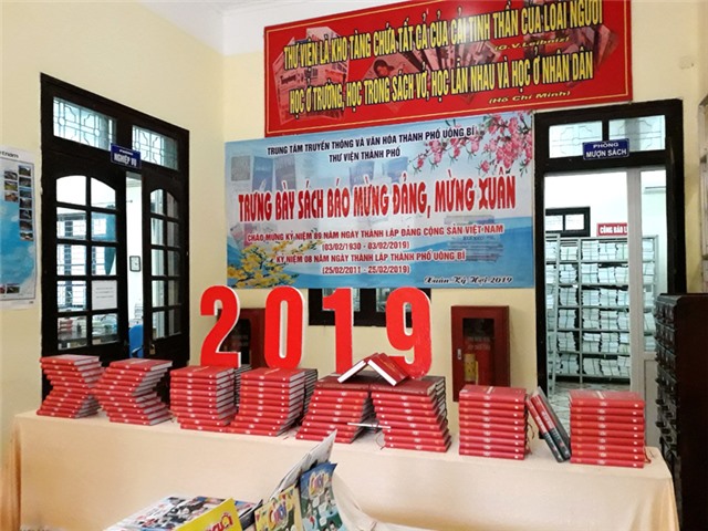 Thư viện thành phố 32Win12 com tại tài khoản trưng bày, giới thiệu sách, báo Xuân 2019 