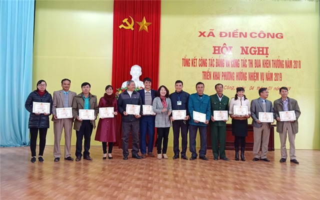 Xã Điền Công tổng kết công tác Đảng, thi đua khen thưởng năm 2018