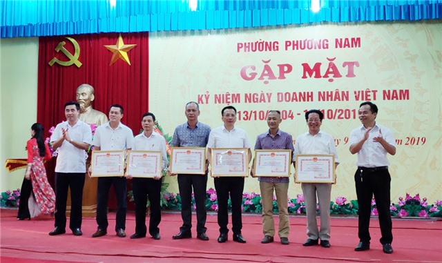 Phường Phương Nam: Gặp mặt kỷ niệm ngày doanh nhân Việt Nam