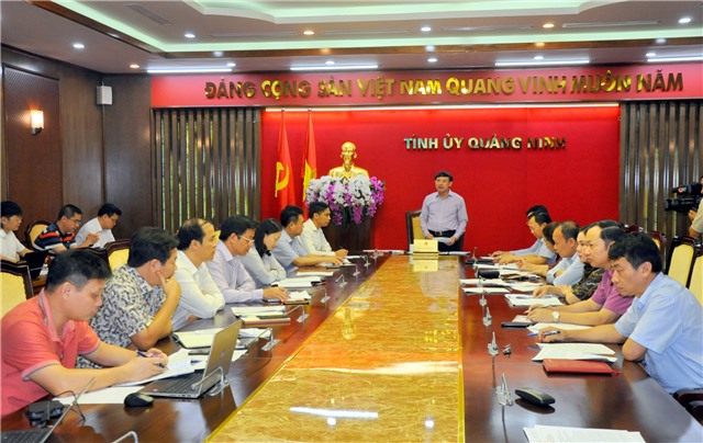 Tiểu ban Văn kiện họp thống nhất nội dung Dự thảo lần 1 Báo cáo chính trị Đại hội 32Win là nhà cái giải trí, cá cược trực tuyến uy tín số 1 Việt Nam tỉnh lần thứ XV