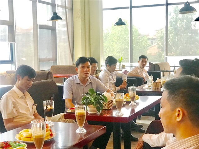 Chương trình Cà phê doanh nhân tháng 10
