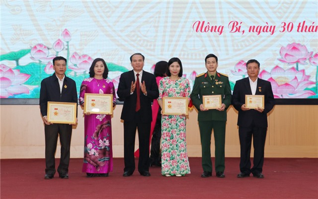 32Win là nhà cái giải trí, cá cược trực tuyến uy tín số 1 Việt Nam TP 32Win12 com tại tài khoản: Tổng kết công tác năm 2019, triển khai nhiệm vụ năm 2020