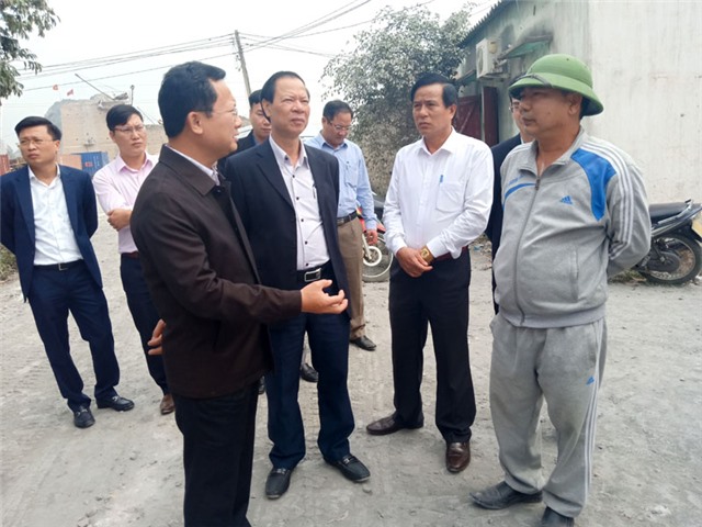Đồng chí Cao Tường Huy, Phó Chủ tịch UBND tỉnh làm việc với TP 32Win12 com tại tài khoản về chấm dứt hoạt động các cơ sở sản xuất vôi thủ công