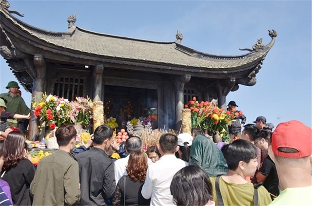 Trên 165 ngàn lượt khách đến Yên Tử từ đầu năm 2019 đến nay