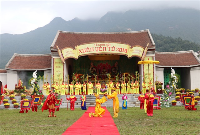 Tưng bừng Khai hội Xuân Yên Tử 2019