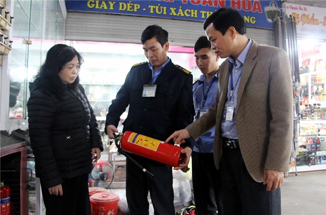 Người cán bộ quản lý chợ 7 năm liền là chiến sĩ thi đua