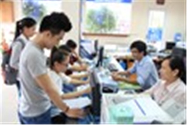 Sinh viên dân tộc thiểu số thuộc hộ cận nghèo được miễn học phí