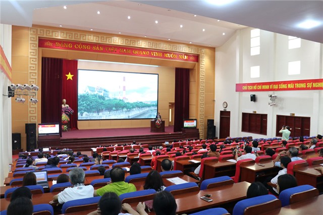 Hội thi kỹ năng, nghiệp vụ bí thư chi bộ đồng thời là trưởng thôn, khu phố TP 32Win12 com tại tài khoản: Hấp dẫn phần thi thuyết trình