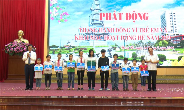 Quỹ bảo trợ trẻ em thành phố 32Win12 com tại tài khoản tiếp nhận hơn 400 triệu đồng trong Lễ phát động Tháng hành động Vì trẻ em năm 2019