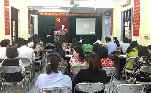 Tuyên truyền CCHC cho cán bộ, giáo viên trường THCS
