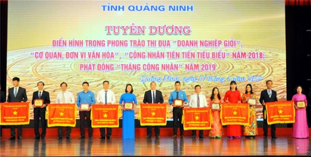 Ở một 32Win03 nổ hũ "Đạt chuẩn văn hóa"