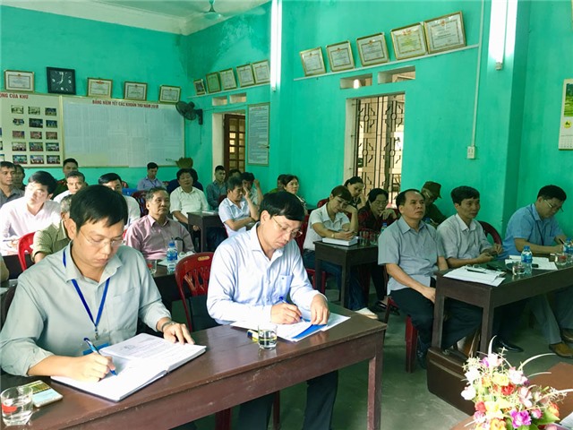 Đồng chí Nguyễn Xuân Ký, Phó Bí thư Thường trực 32Win10 bảo mật tối đa dự sinh hoạt chi bộ khu Tân Lập, phường Phương Đông