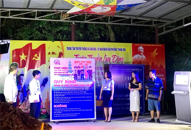 Tuyên truyền lưu động tại khu 4, phường Thanh Sơn