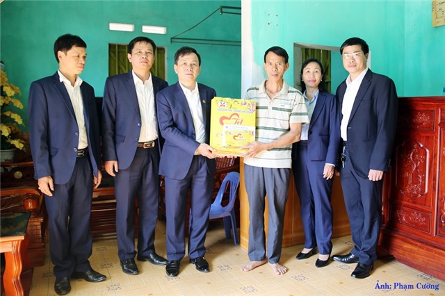 Than Vàng Danh lo Tết cho người Link Đăng Nhập Và Tải App 32 WIN COM Mới