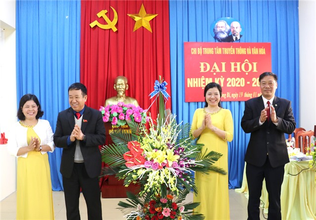 Đại hội Chi bộ Trung tâm Truyền thông và Văn hóa TP 32Win12 com tại tài khoản
