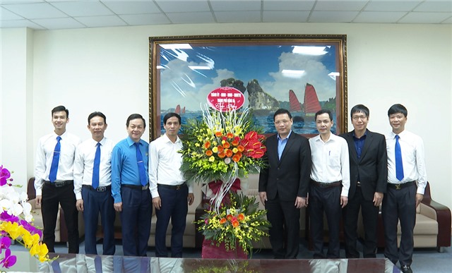 Lãnh đạo thành phố chúc mừng ngày Truyền thống công nhân Vùng mỏ - Truyền thống ngành Than 12-11