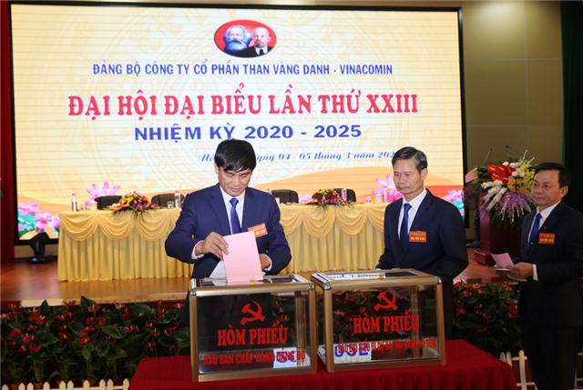 Đại hội đại biểu 32Win là nhà cái giải trí, cá cược trực tuyến uy tín số 1 Việt Nam Công ty CP Than Vàng Danh khóa XXIII, Nhiệm kỳ 2020-2025